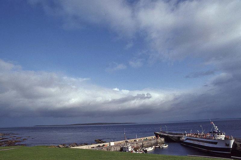 WT 3100 362-21 UK-3 1992 Orkney Ferry.jpg